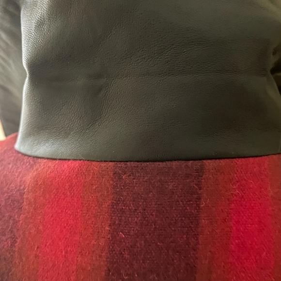 Pendleton Red and Black Woolen Jacket - Picture 4 of 12